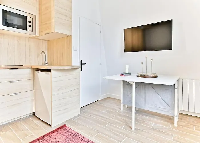 A 10 Minutes De La Basilique Du Sacre-coeur Apartment
